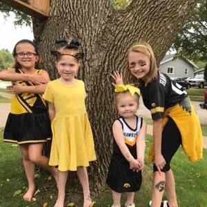 Meet your Posher, Travis